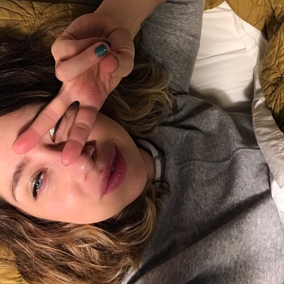 Meet your Posher, Gigi - Picture 4 of 6